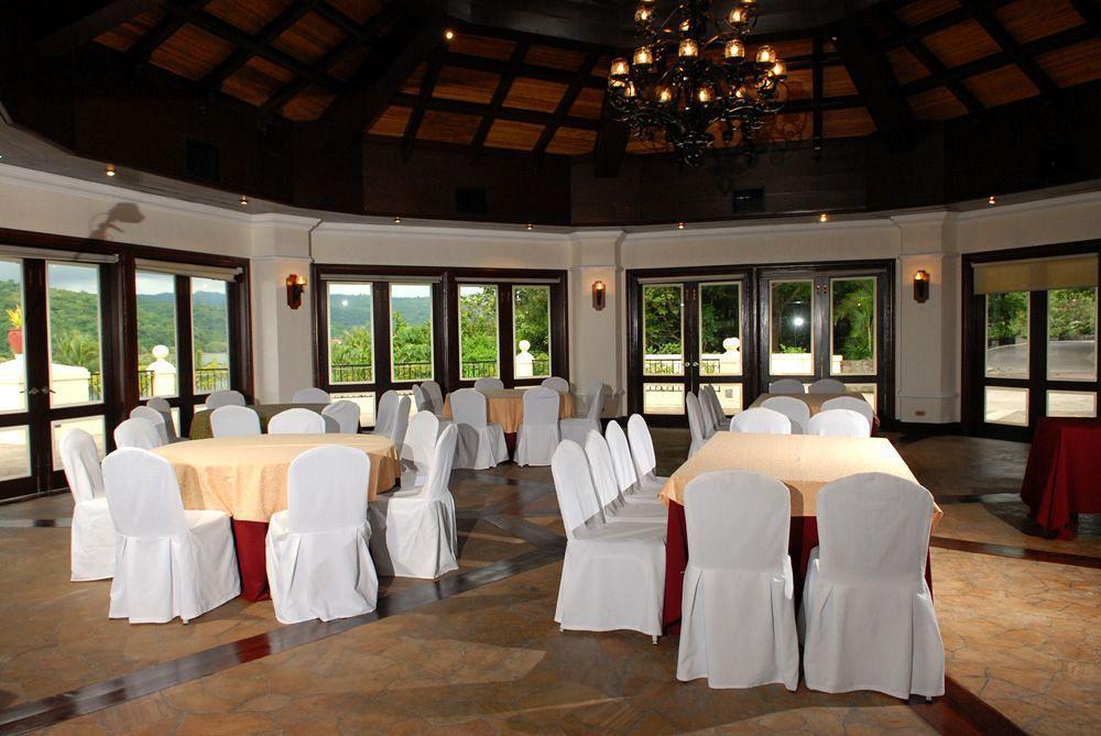 Club Punta Fuego Hotel Nasugbu Bagian luar foto