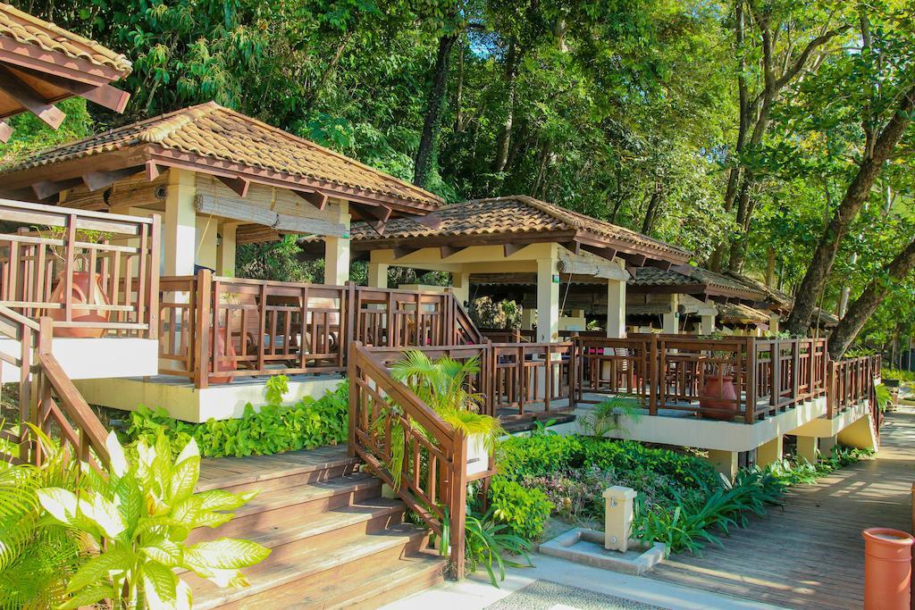 Club Punta Fuego Hotel Nasugbu Bagian luar foto