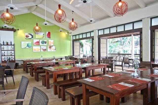 Club Punta Fuego Hotel Nasugbu Bagian luar foto